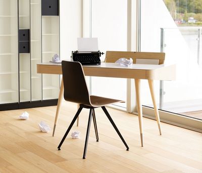 Naver Collection Point Desk Stick Chair