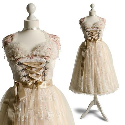 Hochzeitsdirndl von TaliBoelt® Couture Hochzeitsdirndl von TaliBoelt® Couture