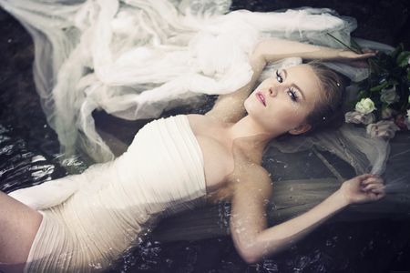 Make-up Artists und Hairstylisten sind bei jeder Hochzeit sehr gefragt und gehoeren zu jeder Hochzeitsvorbereitung