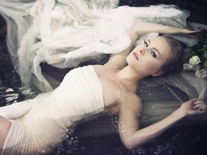 Make-up Artists und Hairstylisten sind bei jeder Hochzeit sehr gefragt und gehoeren zu jeder Hochzeitsvorbereitung Make-up Artists und Hairstylisten sind bei jeder Hochzeit sehr gefragt und gehoeren zu jeder Hochzeitsvorbereitung