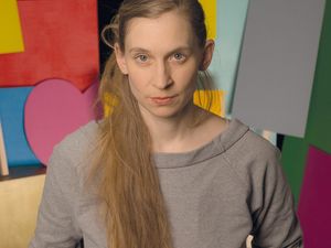 Silvia Weiskopf liest in der Grillo-Heldenbar Liebesbriefe aus neun Jahrhunderten Silvia Weiskopf liest in der Grillo-Heldenbar Liebesbriefe aus neun Jahrhunderten