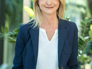Dr. Adelheid Stifter ist seit 2006 Direktorin der Südtiroler Therme Meran und hat noch viele Pläne, etwa den Ausbau der Saunalandschaft Dr. Adelheid Stifter ist seit 2006 Direktorin der Südtiroler Therme Meran und hat noch viele Pläne, etwa den Ausbau der Saunalandschaft