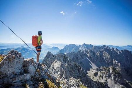 Trittsicher und schwindelfrei sollten Teilnehmer der Ellmauer Bergsportwoche in der Region Wilder Kaiser/Tirol sein