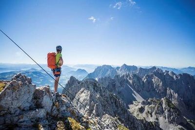 Trittsicher und schwindelfrei sollten Teilnehmer der Ellmauer Bergsportwoche in der Region Wilder Kaiser/Tirol sein