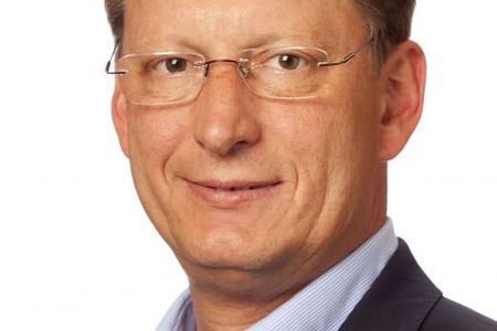 Franz-Olaf Kallerhof sagte, Was ist denn das fuer ein Geschaeftsmodell, dass ich mit weniger Leistung mehr Geld verlange