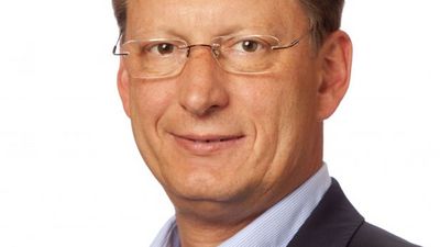 Franz-Olaf Kallerhof sagte, Was ist denn das fuer ein Geschaeftsmodell, dass ich mit weniger Leistung mehr Geld verlange