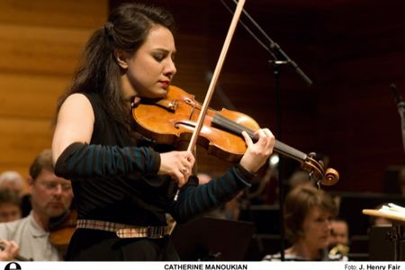 Musik Klassik: Catherine Manoukian spielt gemeinsam mit der Staatskapelle Weimar Edward Elgar