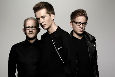 Musik Jazz: "Falk & Sons Celebrate Bach Weihnachts-Edition" - Diese CD lädt ein zum Swingen und Rocken unter dem Weihnachtsbaum