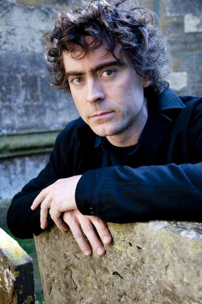 Der Pianist Paul Lewis ist am Klavier, Foto: Jack Liebeck