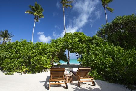 Reisen Kanifushi Meerblick