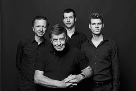 Rolf Kuehn und sein Tri-O geben Konzert in Hamburg