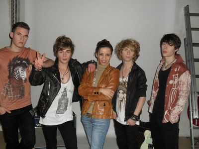 PHRASEMENT - David und Jonas Zauels, Oliver Giffels und Dominik Dahm mit Michaela Boland.