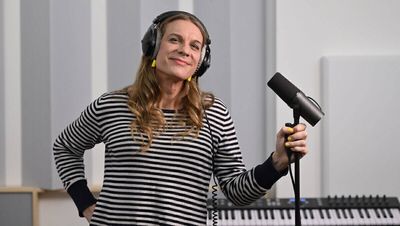 Die neue BVG-Stimme Philippa Jarke