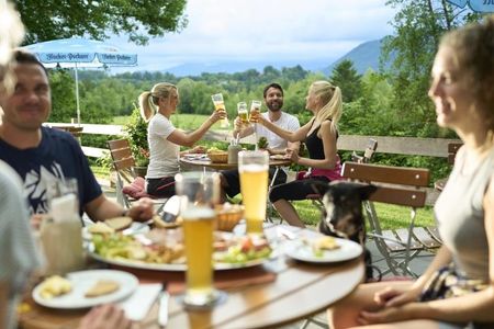 Bayerisches Lebensgefühl im Biergarten