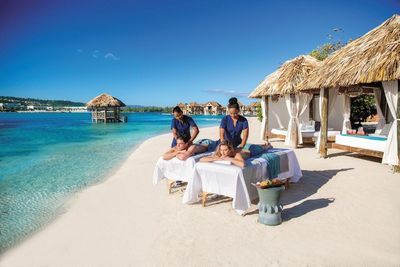 Wellness und Entspannung am karibischen Strand