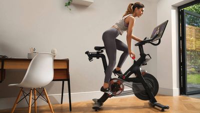 Koennte vom aktuellen Trend profitieren, Indoor-Fitnessrad von Peloton