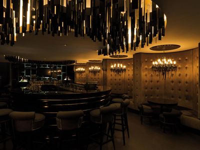 Essen und Trinken: Das Roomers in Frankfurt lädt zu sinnlichen Abenden mit den besten Weingütern ein