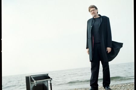 Peter Madsen ist ein US-amerikanischer Jazzpianist