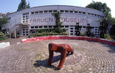 Das Bonner Frauenmuseum eröffnet die 22. Kunstmesse mit neuen Positionen renommierter Künstlerinnen und junger Nachwuchstalente