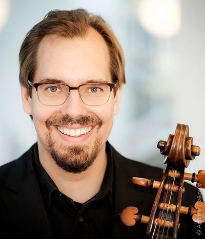 Wolfgang Emanuel Schmidt, einer der derzeit fuehrenden deutschen Cellisten