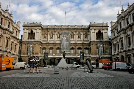 Die Royal Academy im Burlington House