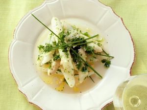 Spargelsaison in der Heimat hat begonnen Spargelsaison in der Heimat hat begonnen