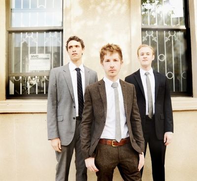 Julian Waterfall Pollack Trio ist aufsteigend in Jazzszene