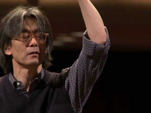 So bringt das Philharmonische Staatsorchester Hamburg unter Kent Nagano Mahlers 3. Sinfonie zur Aufführung So bringt das Philharmonische Staatsorchester Hamburg unter Kent Nagano Mahlers 3. Sinfonie zur Aufführung