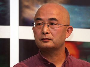 30 Jahre Tiananmen: Friedenspreistraeger Liao Yiwu fuehrt sein Langgedicht Massaker in Murnau auf 30 Jahre Tiananmen: Friedenspreistraeger Liao Yiwu fuehrt sein Langgedicht Massaker in Murnau auf