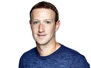 Per Videoschalte mit den Parlamentariern im Gespraech mit Facebook-Chef Mark Zuckerberg Per Videoschalte mit den Parlamentariern im Gespraech mit Facebook-Chef Mark Zuckerberg