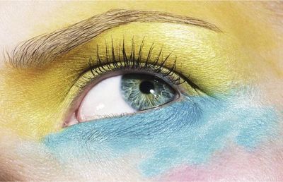 Madeleine Blomberg - The Beauty Book by Kenneth Willardt