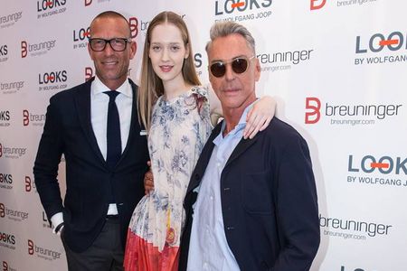 Andreas Rebbelmund Geschaeftsfuehrer Breuninger Duesseldorf Ivana Teklic Model Wolfgang Joop Designer