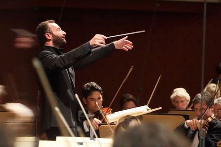 Kirill Petrenko dirigiert Lady Macbeth von Mzensk an die Bayerische Staatsoper