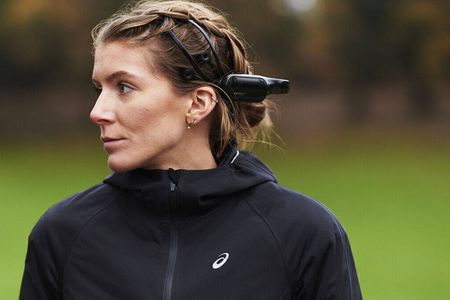 Die britische Langstreckenlaeuferin Beth Potter ist ein Gesicht der Asics-Kampagne