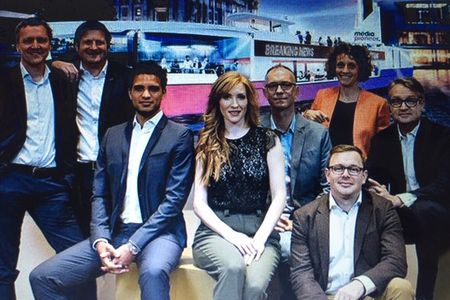 Das Leitungsteam von Media Pioneer Ingo Rieper, Michael Bröcker, Michael Iseghohi, Chelsea Spieker, Mark Schubert, Max Franke, Charlotte Schueller und Gabor Steingart