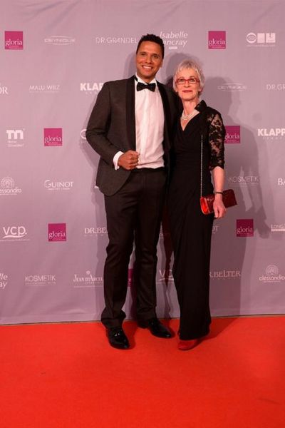 Kena Amoau und Waltraud Ellerich Minareci