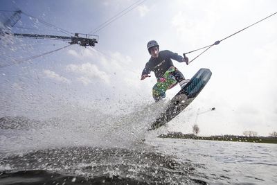 Reisen Weissenhaeuser Strand Wakeboarder