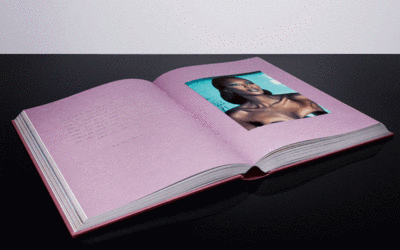 Naomi Campbell signierte Exemplare