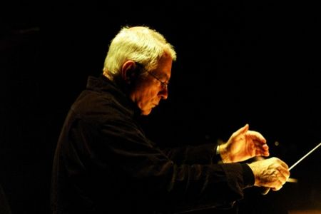 Leopold Hager springt am 23. und 24. Juni 2013 fuer Simone Young als Dirigent ein