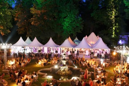 Elton John gibt bei den Thurn und Taxis Schlossfestspielen 2014 Konzert