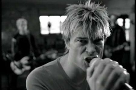 Die Toten Hosen: ALLES AUS LIEBE - 40 JAHRE DIE TOTEN HOSEN