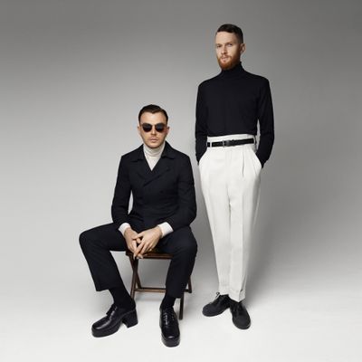 Der Durchbruch gelang Hurts mit der Single Wonderful Life