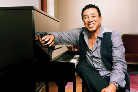 Smokey Robinson veroeffentlicht neues Album Smokey and Friends