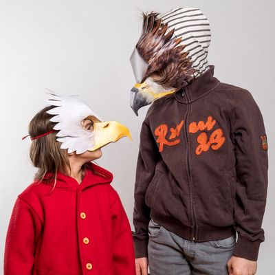 Die Masken koennen sowohl von den Kleinen als auch von Erwachsenen aufgesetzt werden