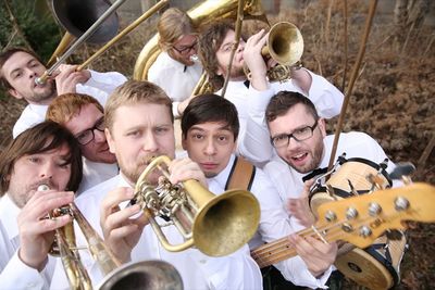 LaBrassBanda geben Konzert am Chiemsee Summer Festival
