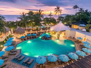 Das Centara Ao Nang Beach Resort Spa im thailändischen Krabi hält für Kids (und Eltern) Strand, Spa und einen Themen-Wasserpark bereit Das Centara Ao Nang Beach Resort Spa im thailändischen Krabi hält für Kids (und Eltern) Strand, Spa und einen Themen-Wasserpark bereit