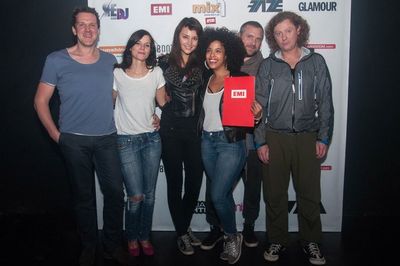 Mehrere Monate und Produktions-Workshops, Radio-Auftritte und Interviewtrainings hat es gedauert, aber nun ist es soweit: Die Gewinnerin von She Can DJ Deutschland, Österreich und der Schweiz ist gefunden, es ist Karla Kenya!