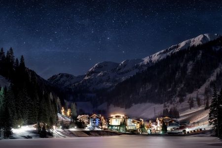 Zauchensee bei Nacht Romantik unterm Sternehimmel