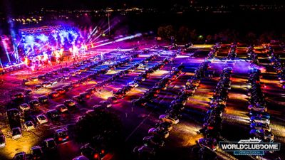 In knapp 1.000 Autos feierten rund 3.000 WorldClubber