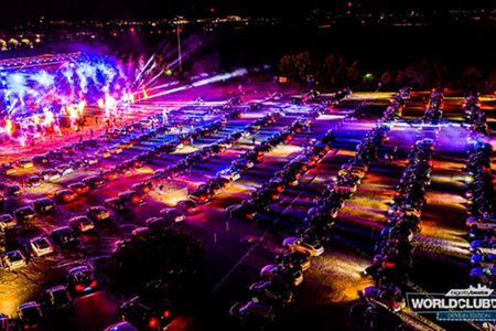 In knapp 1.000 Autos feierten rund 3.000 WorldClubber